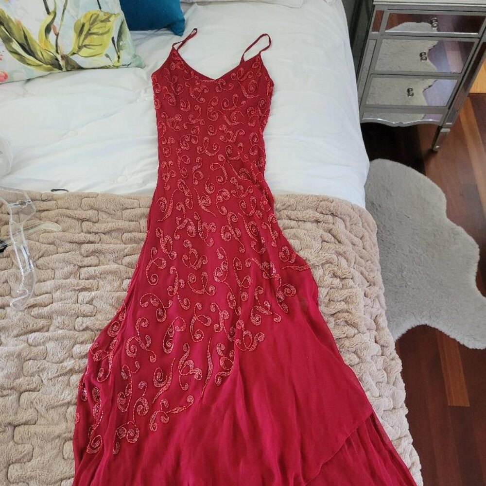 stunning elegant red sequin dress